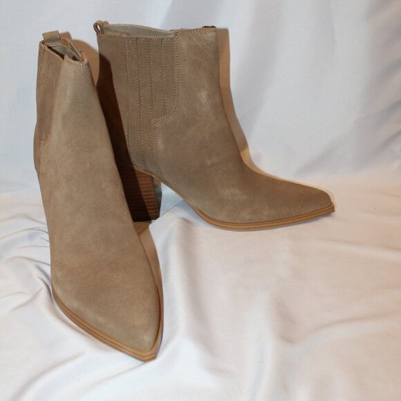 NIB MARC FISHER OSHAY SZ 12 SUEDE HEELED ANKLE BOOTES MEDIUM NATURAL‎ SUEDE - Picture 5 of 5